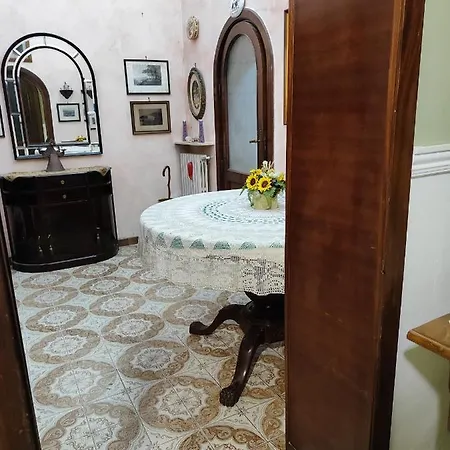Residenza Castiglia * Neapol